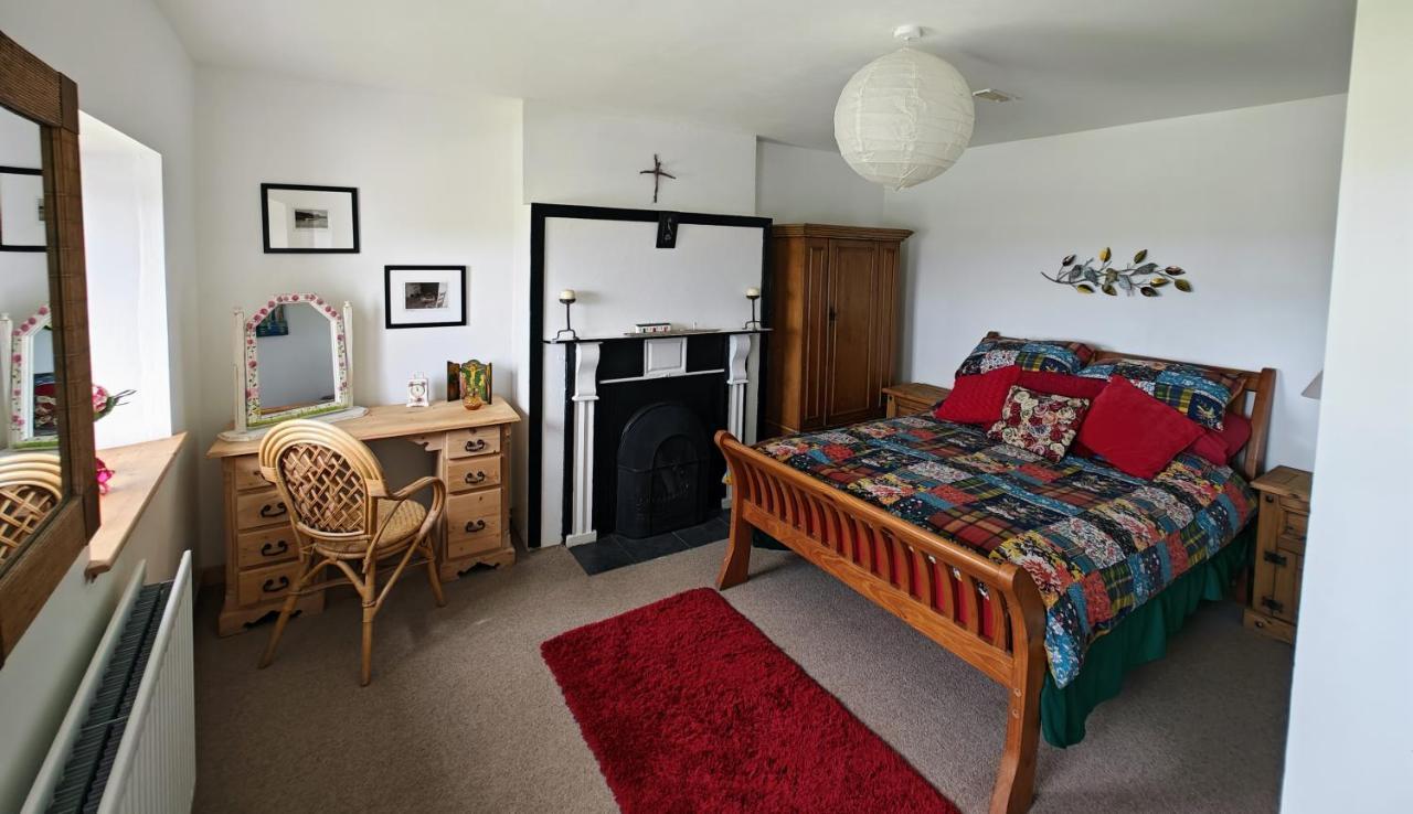 Teach Roisin-Traditional Irish Holiday Cottage In Malin Head. Экстерьер фото